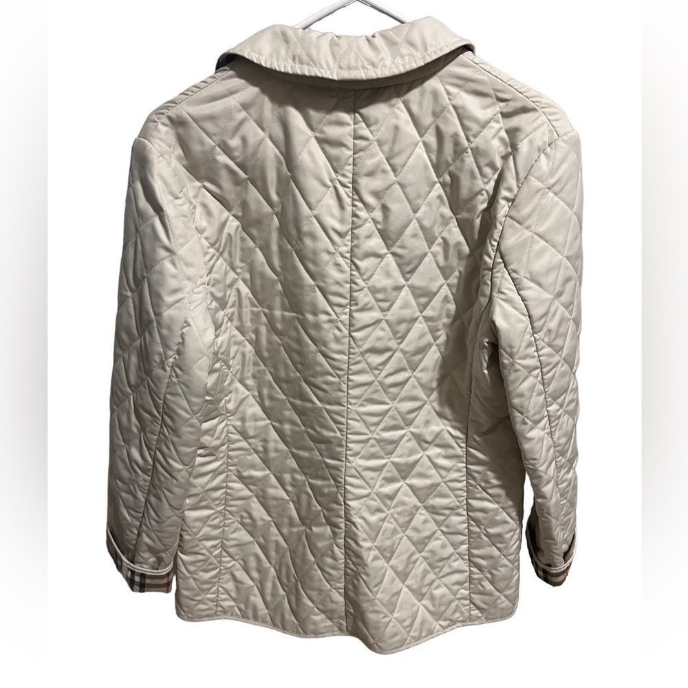 Burberry Quilted Jacket - Excellent condition! Size medium; color cream/beige - Picture 4 of 12